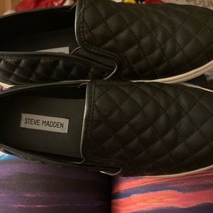 Black Steve Madden sneakers 8.5